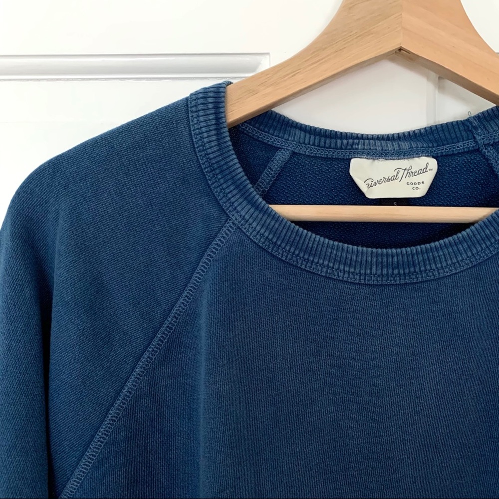 Universal Thread crew neck sweatshirt